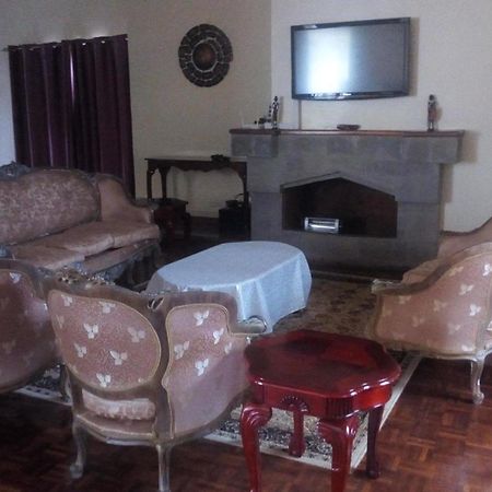 Dolfran Guest House ไนโรบี ภายนอก รูปภาพ