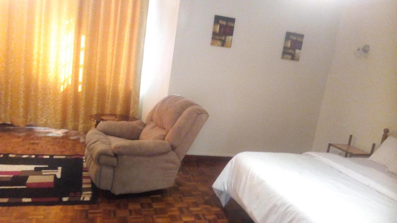 Dolfran Guest House ไนโรบี ภายนอก รูปภาพ