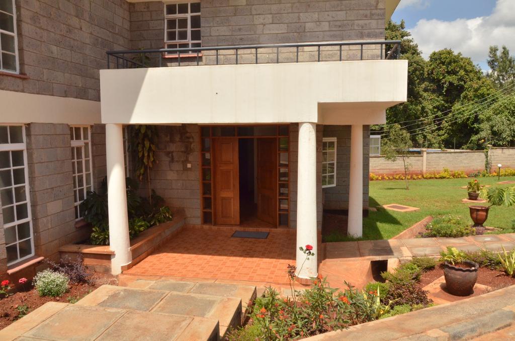 Dolfran Guest House ไนโรบี ภายนอก รูปภาพ
