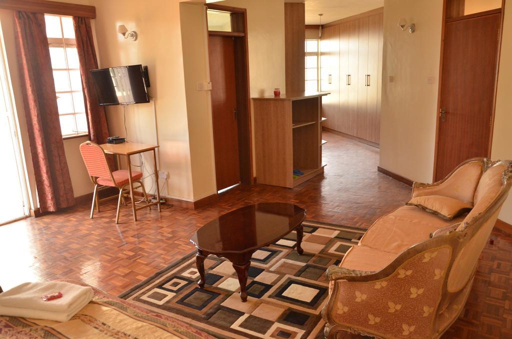Dolfran Guest House ไนโรบี ภายนอก รูปภาพ