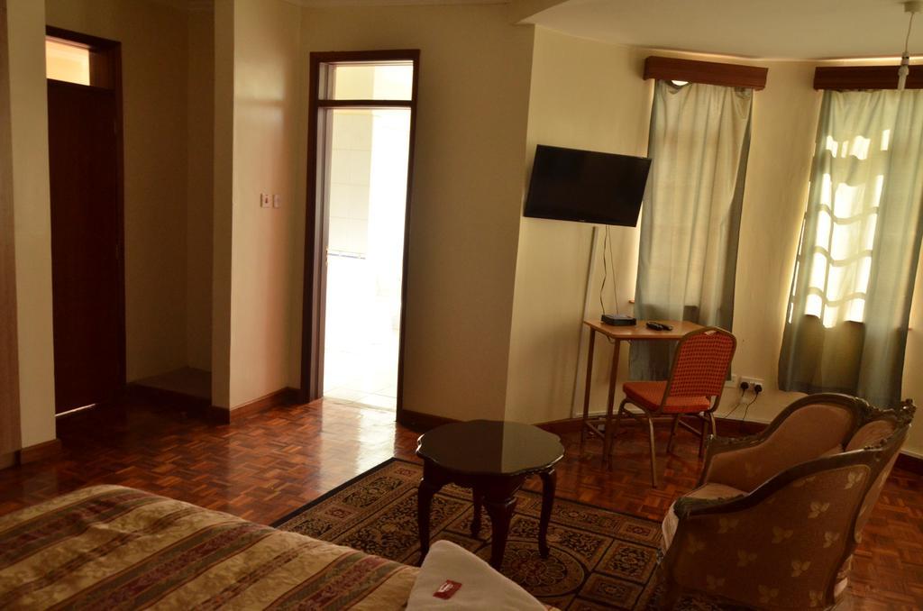 Dolfran Guest House ไนโรบี ภายนอก รูปภาพ