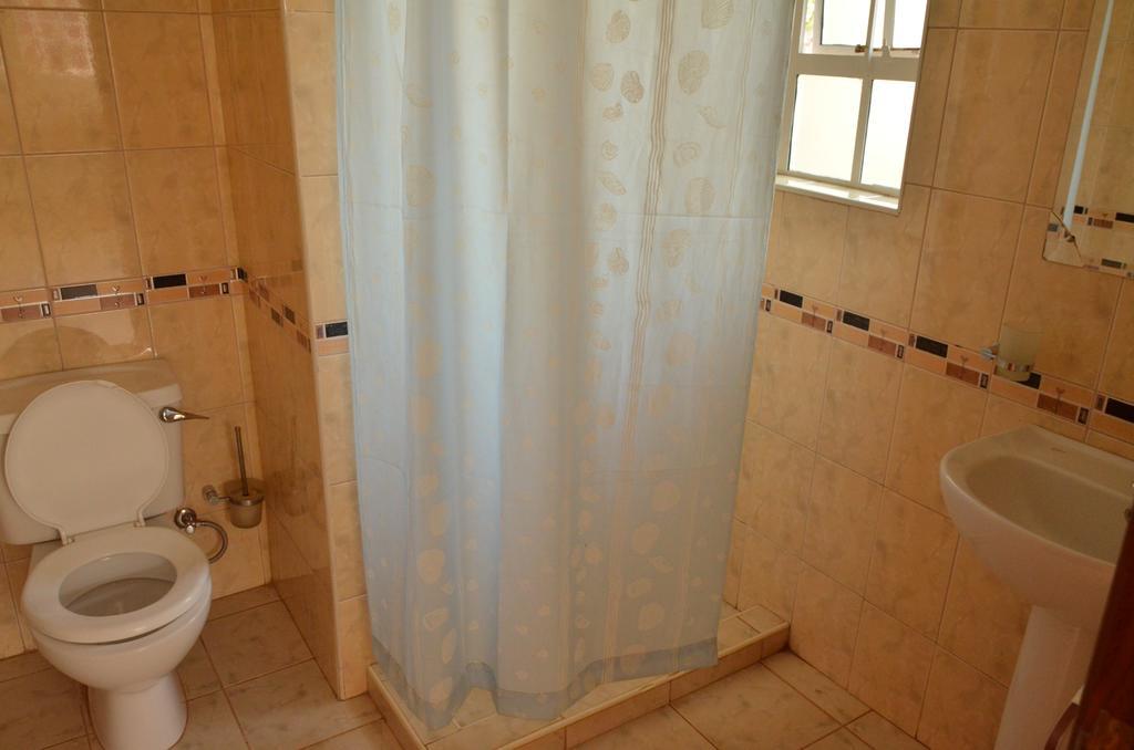 Dolfran Guest House ไนโรบี ภายนอก รูปภาพ