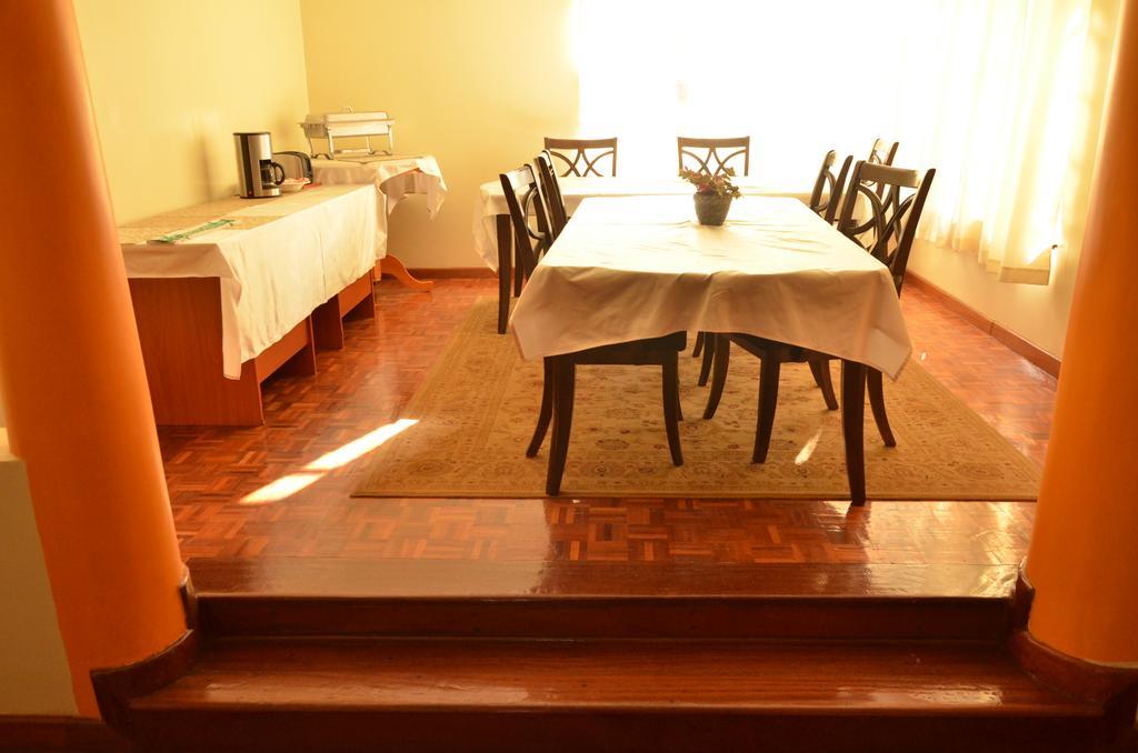 Dolfran Guest House ไนโรบี ภายนอก รูปภาพ