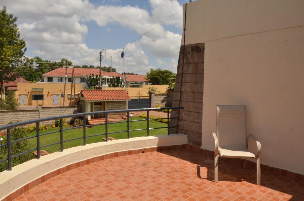 Dolfran Guest House ไนโรบี ภายนอก รูปภาพ